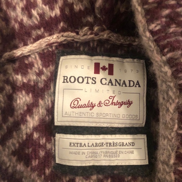 Knit sweater from roots - Picture 3 of 3